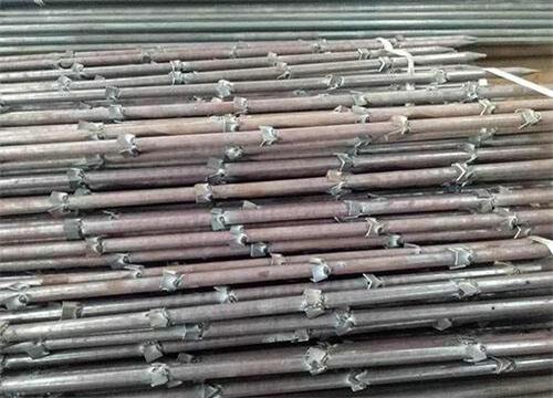 乡宁隧道钢花管